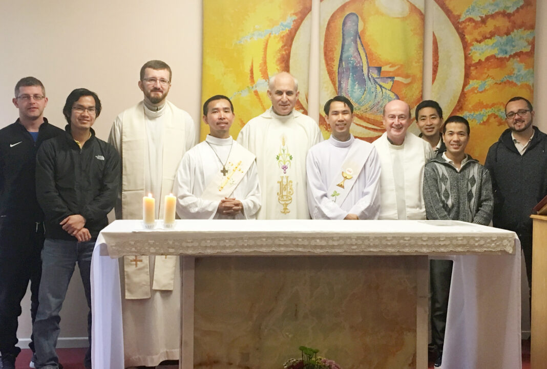 Niềm Vui Đầu Đời Truyền Giáo